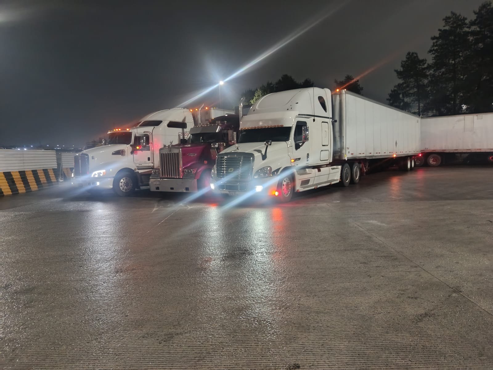 Flota SITCAM en operación nocturna